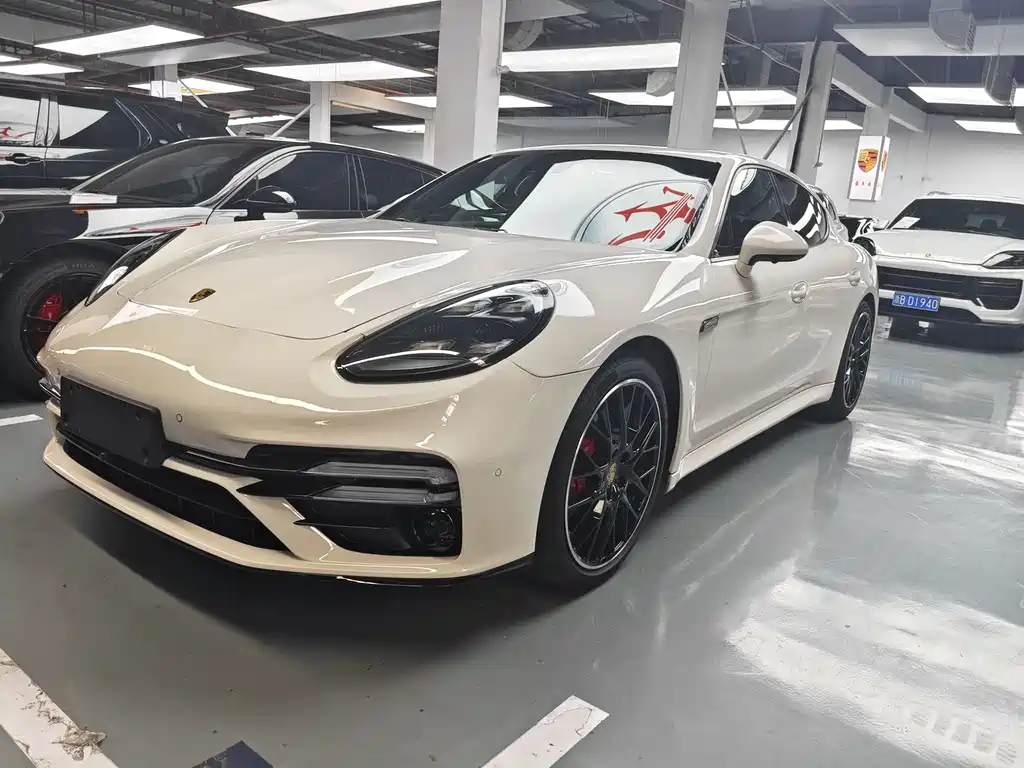 Porsche Panamera 2015