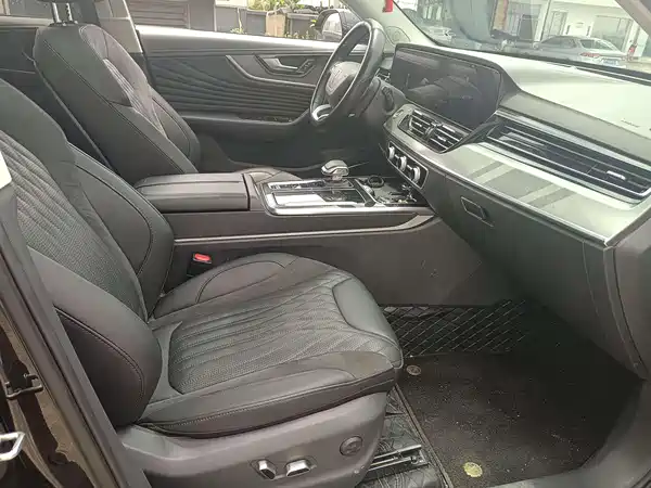 Hongqi HS5 2023