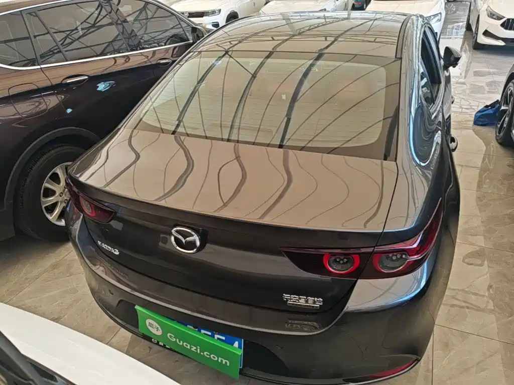 Mazda 3 Axela 2025