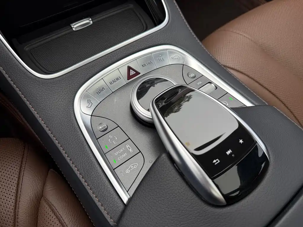 Mercedes-Benz S-Class 2017 — фото 19