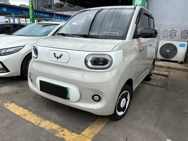 Wuling Hongguang MINIEV 2025