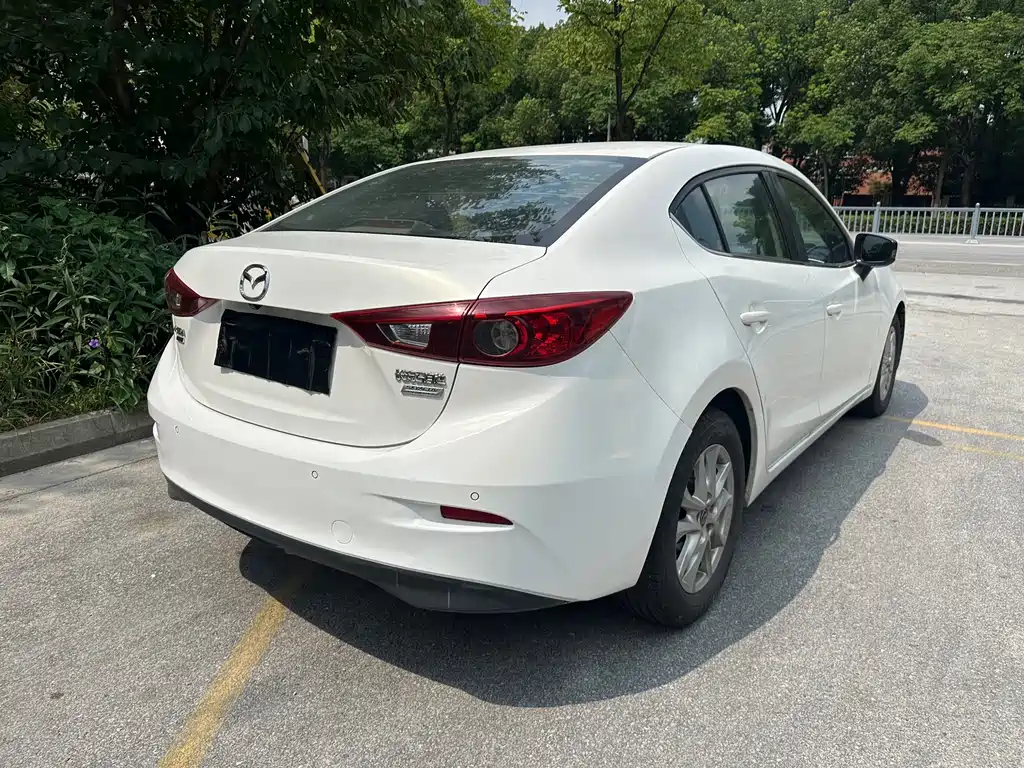Mazda 3 Axela 2017