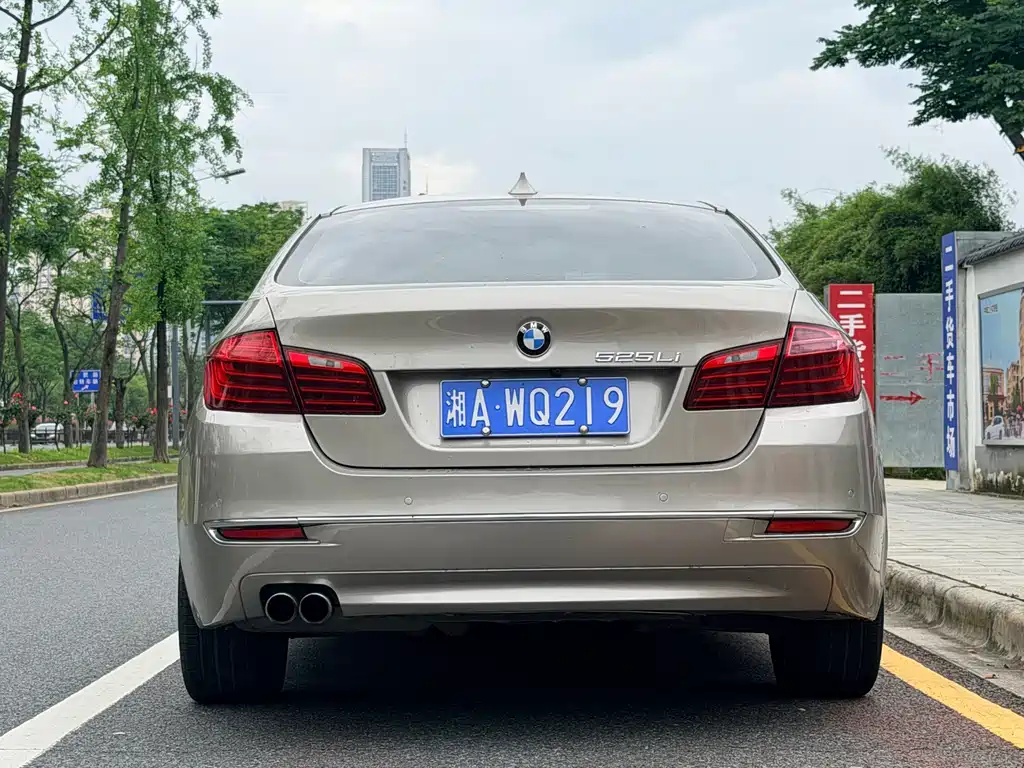 BMW 5 Series 2016
