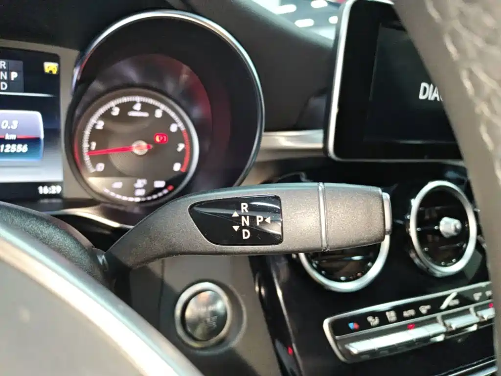 Mercedes-Benz C-Class 2018 — фото 14