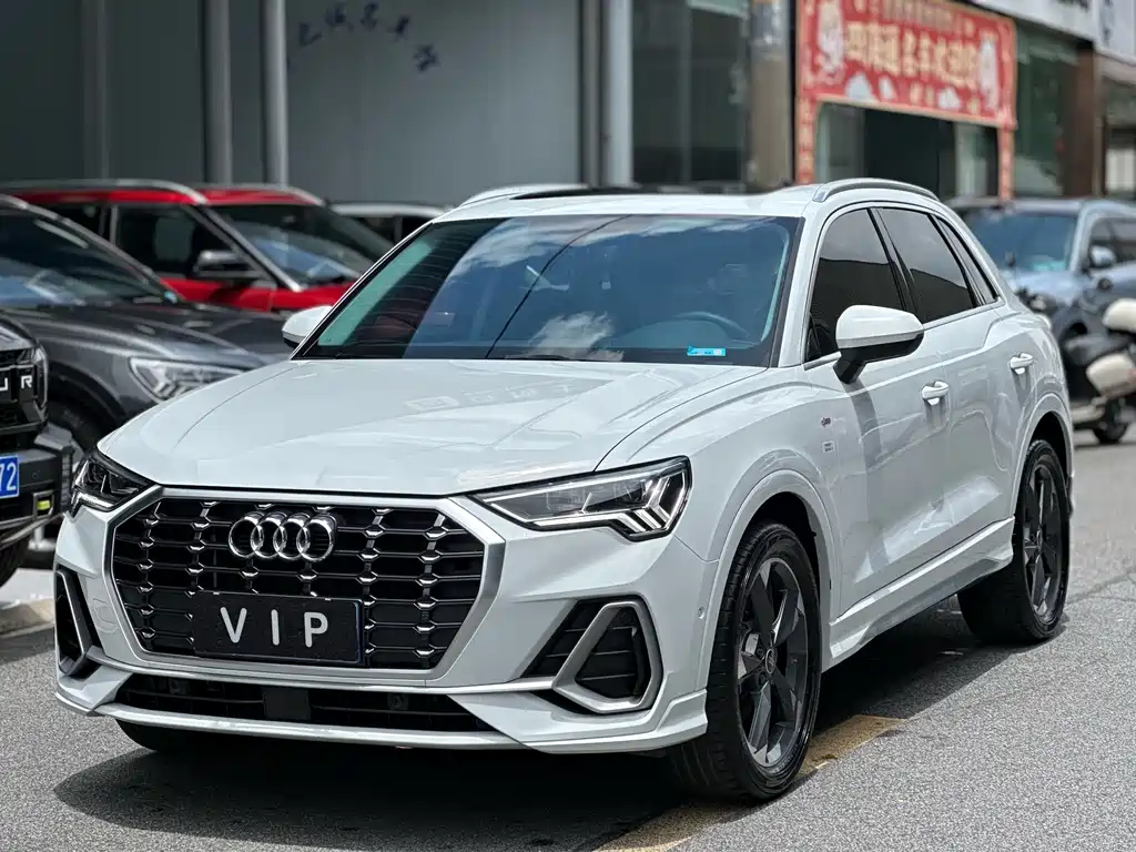 Audi Q3 2022