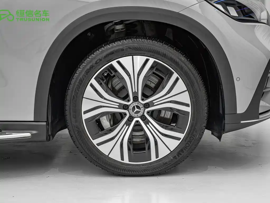 Mercedes-Benz EQE SUV 2023 — фото 11