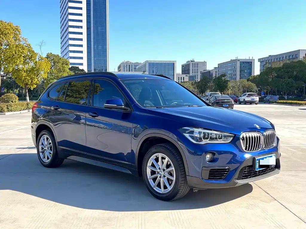 BMW X1 2019 — фото 3