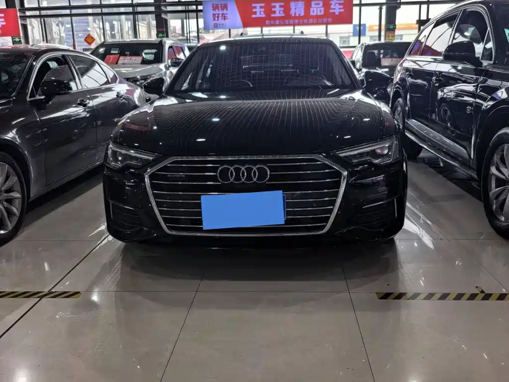 Audi A6L 2022