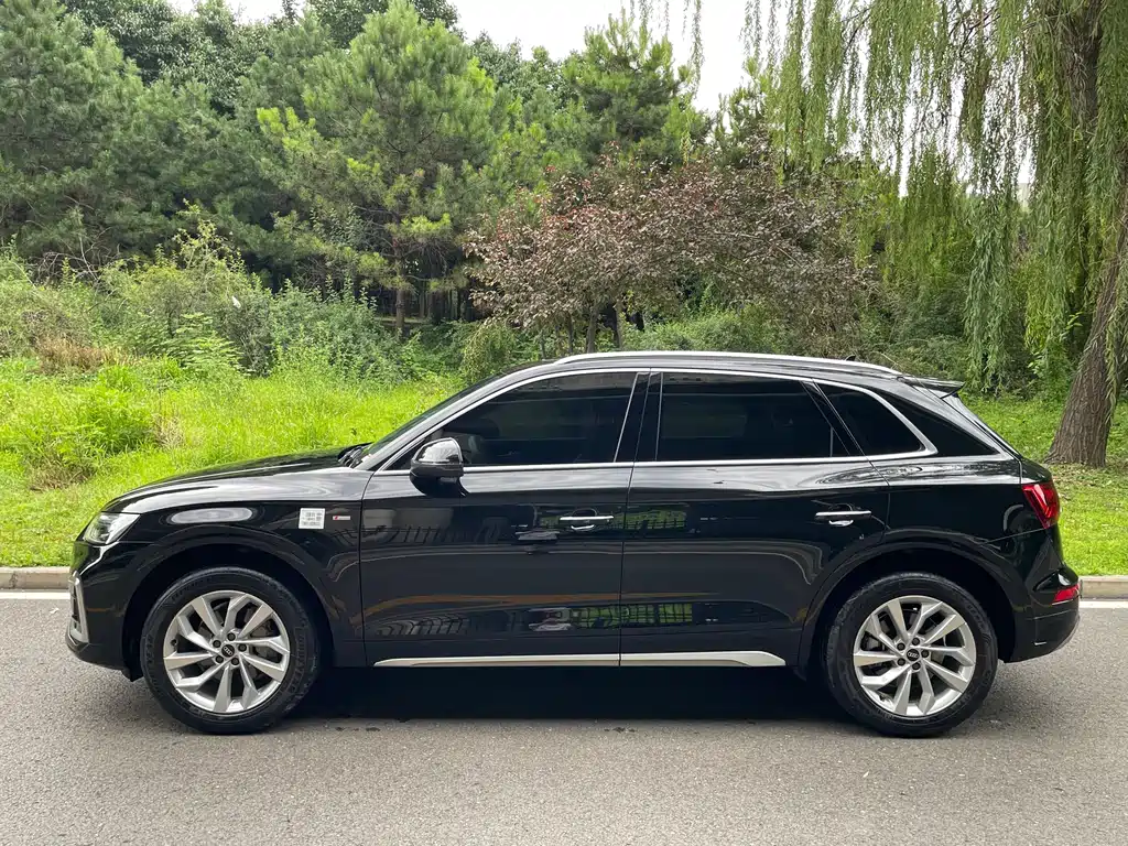 Audi Q5L 2022