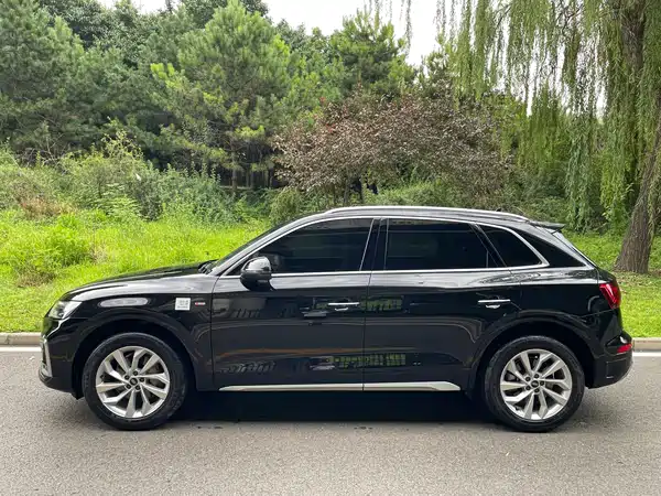 Audi Q5L 2022