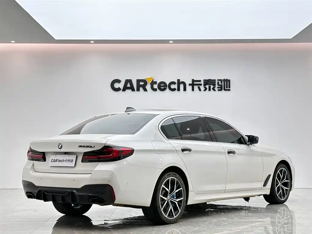 BMW 5 Series 2021