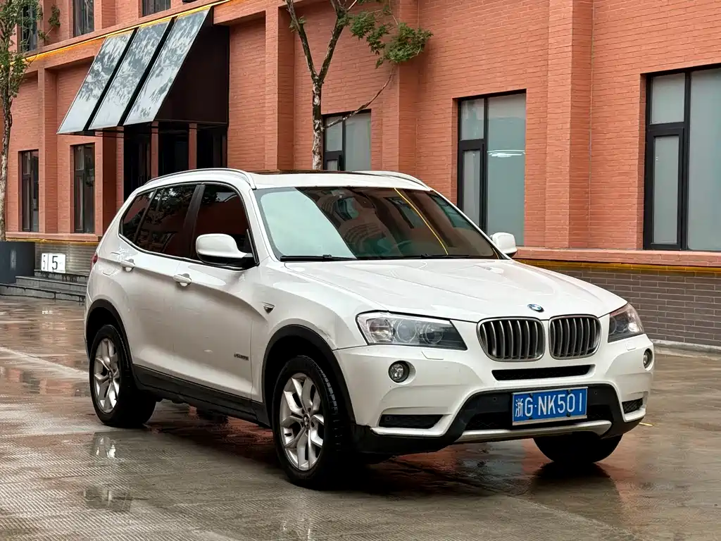 BMW X3 2012 — фото 3
