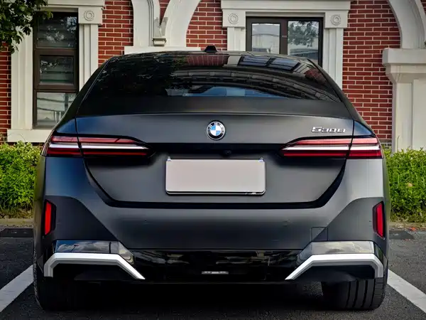 BMW 5 Series 2025