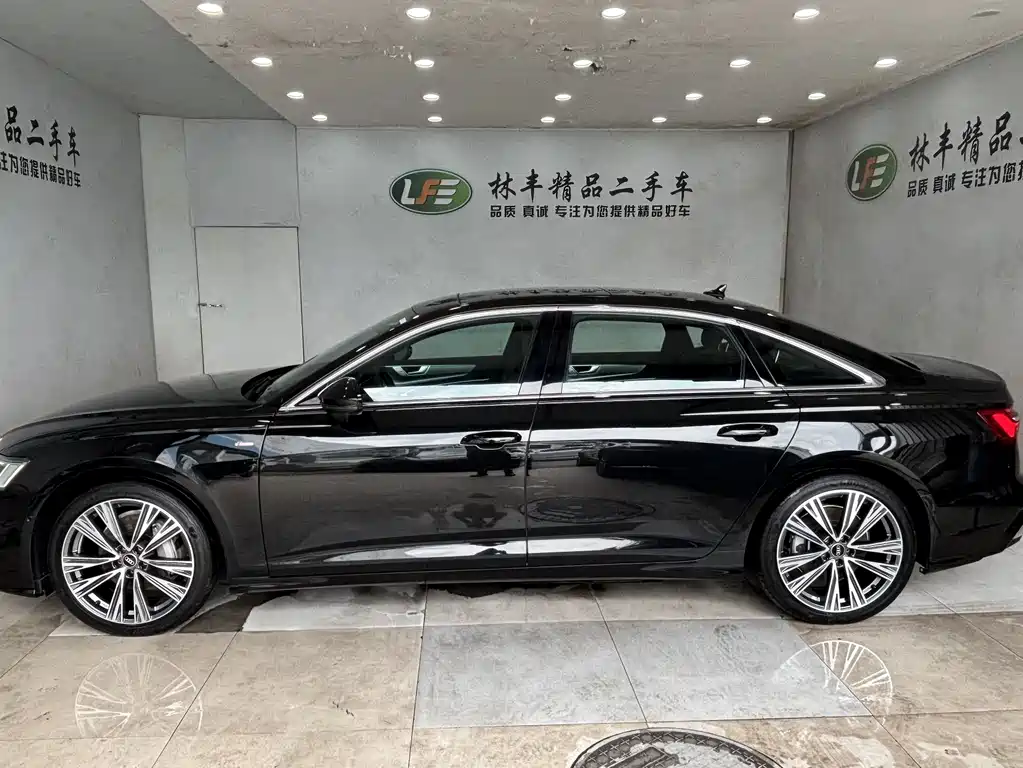 Audi A6L 2025