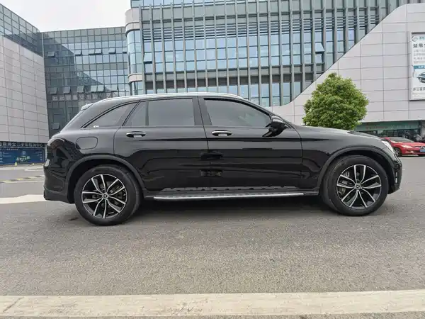 Mercedes-Benz GLC 2022