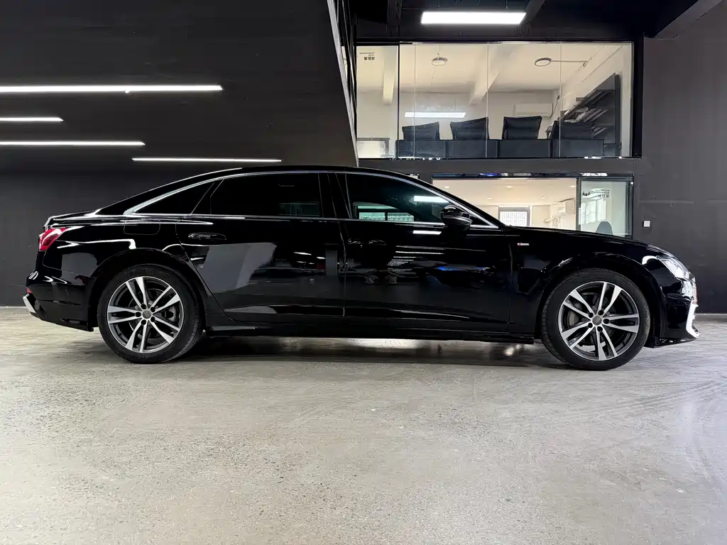 Audi A6L 2019 — фото 10