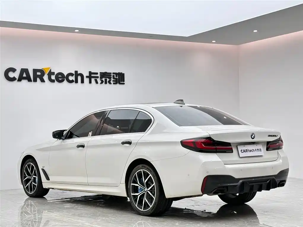 BMW 5 Series 2021