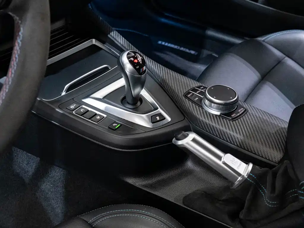 BMW M2 2019 — фото 11