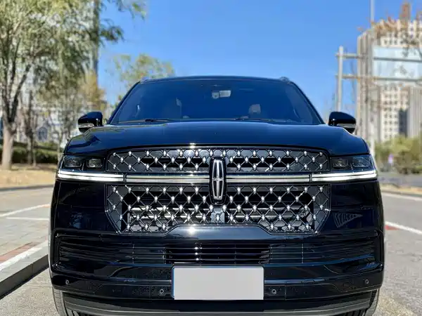 Lincoln Navigator 2025