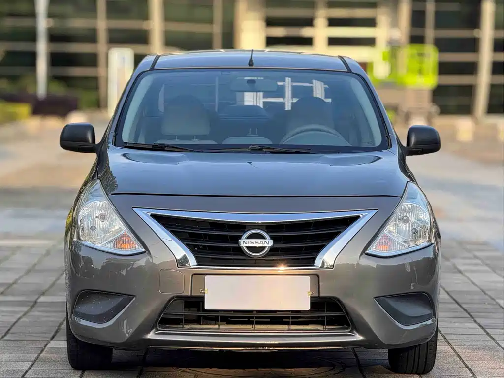 Nissan Sunny 2015 — фото 2