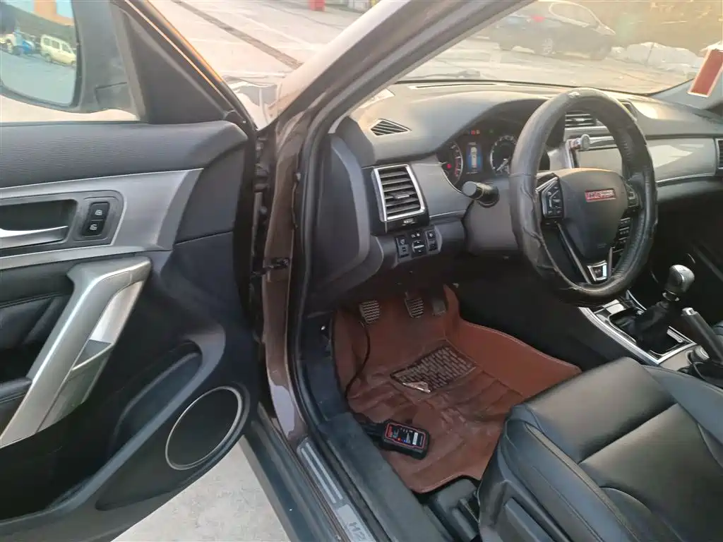 Haval H2 2015 — фото 13