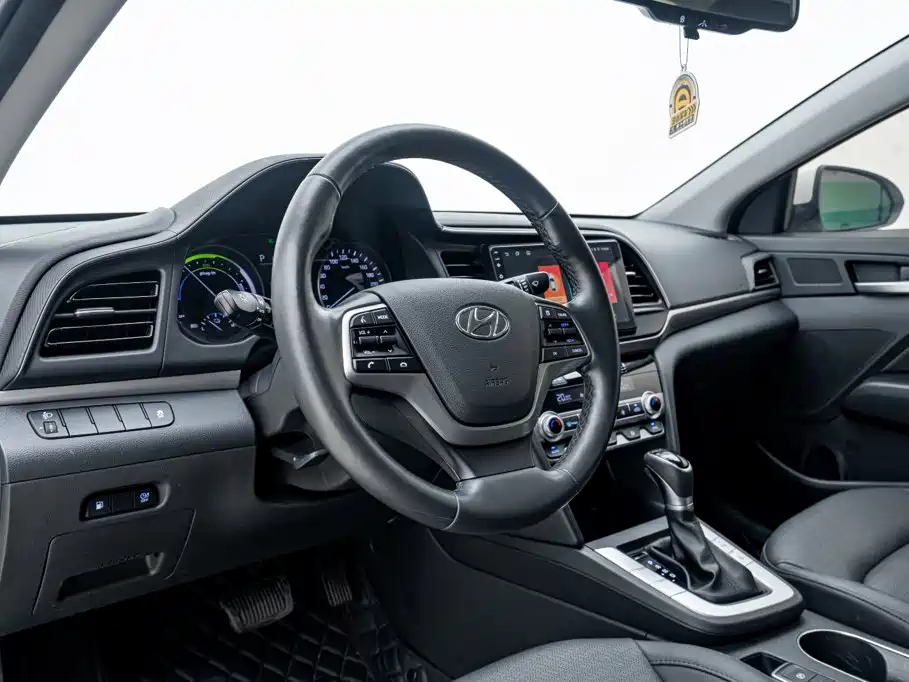 Hyundai Lingdong plug-in hybrid 2020 — фото 19