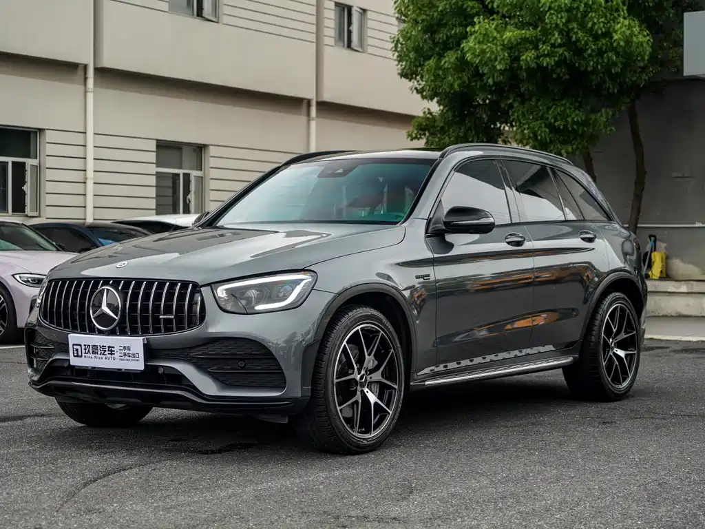 Mercedes-Benz GLC AMG 2022 — фото 3