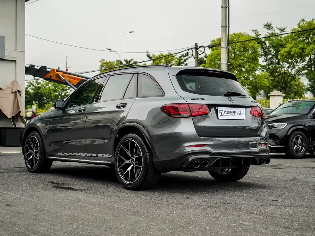 Mercedes-Benz GLC AMG 2022 — фото 5