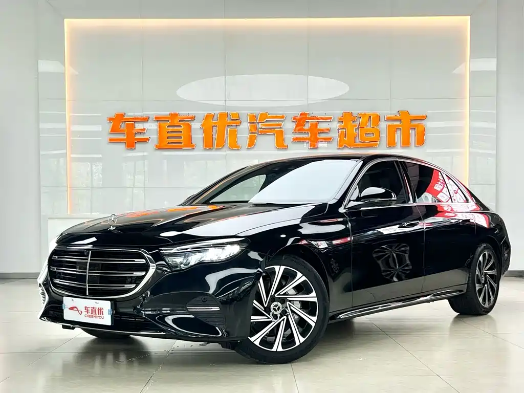 Mercedes-Benz E-Class 2024