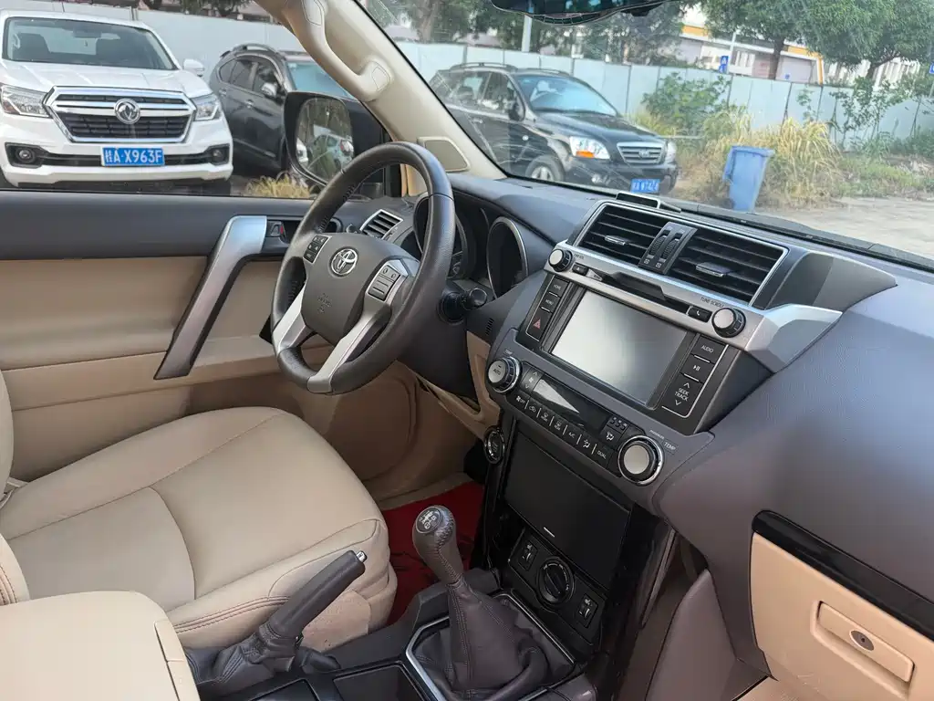 Toyota Prado 2016 — фото 20