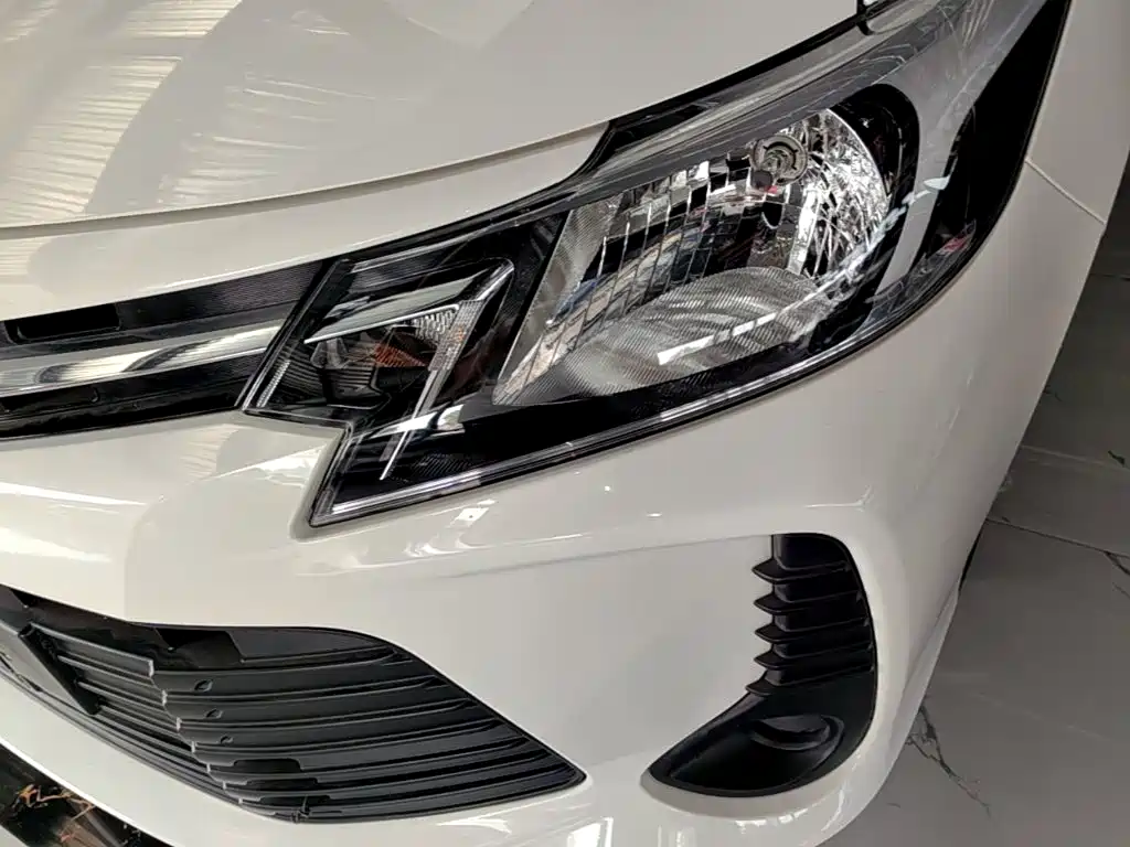 Toyota Vios 2023 — фото 24