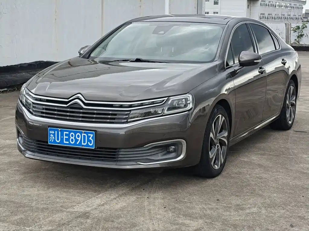 Citroën C6 2018 — фото 1