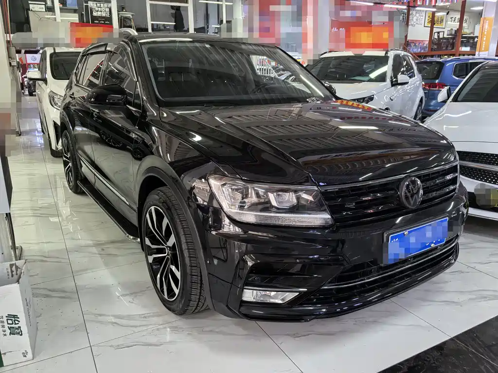 Volkswagen Tiguan L 2021 — фото 3