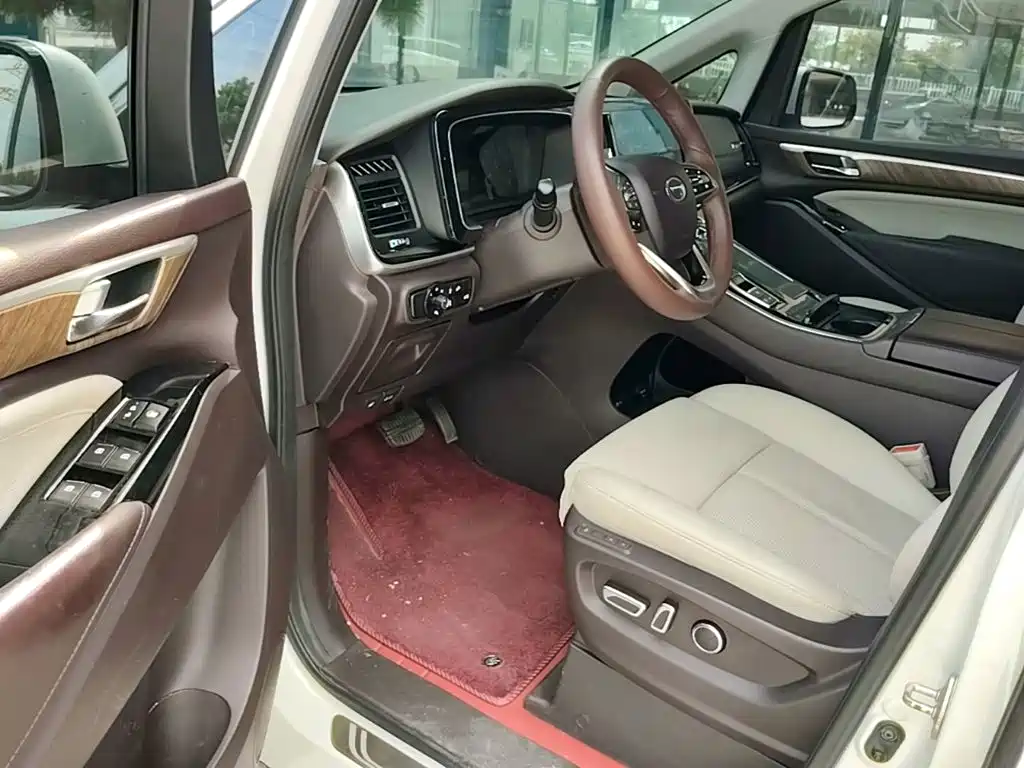 GAC Trumpchi M8 2022 — фото 16