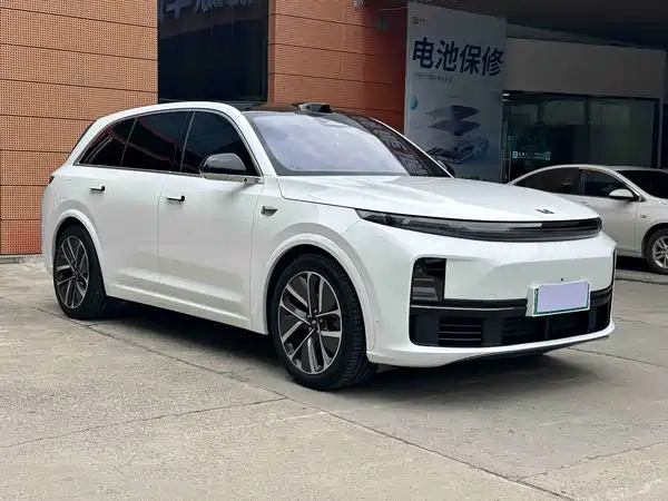 Li Auto L7 2024