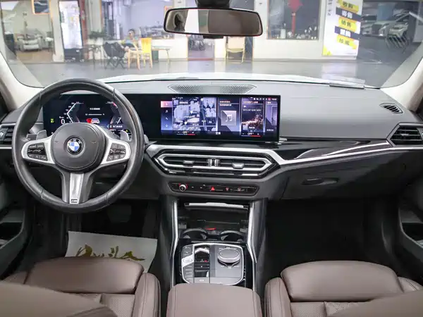 BMW 3 Series 2023