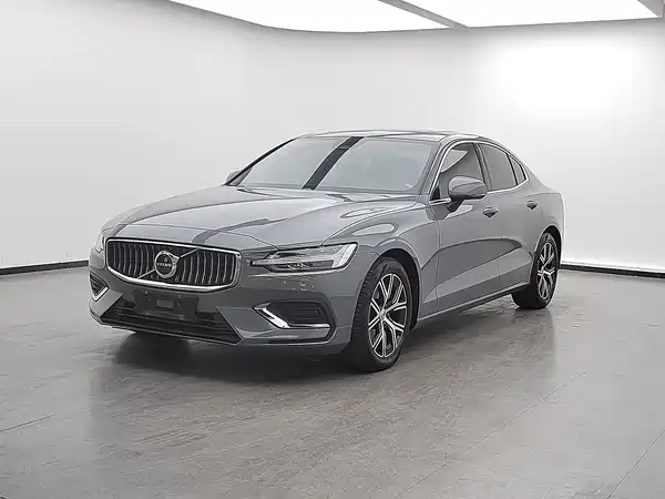 Volvo S60 2023