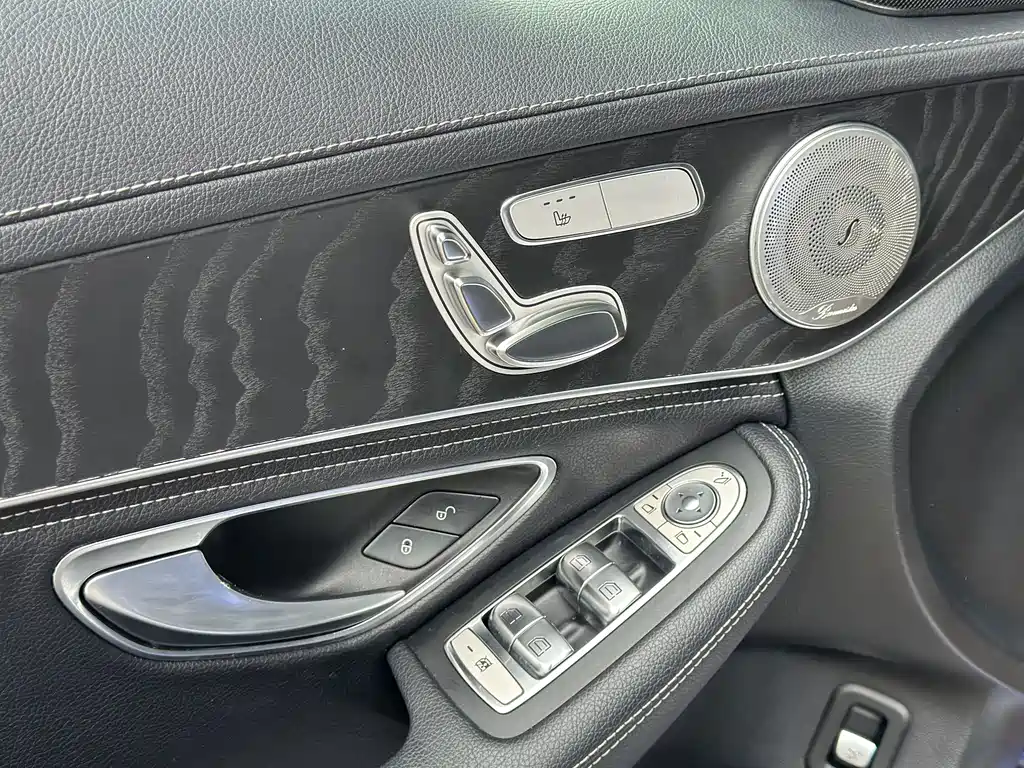 Mercedes-Benz C-Class 2018 — фото 22