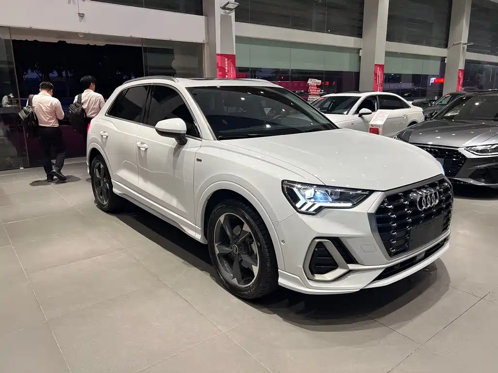 Audi Q3 2023