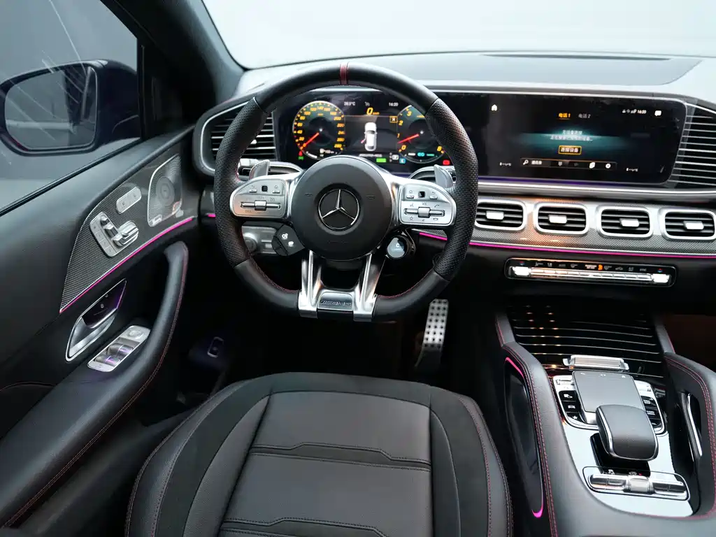 Mercedes-Benz GLE Coupe AMG 2021 — фото 12