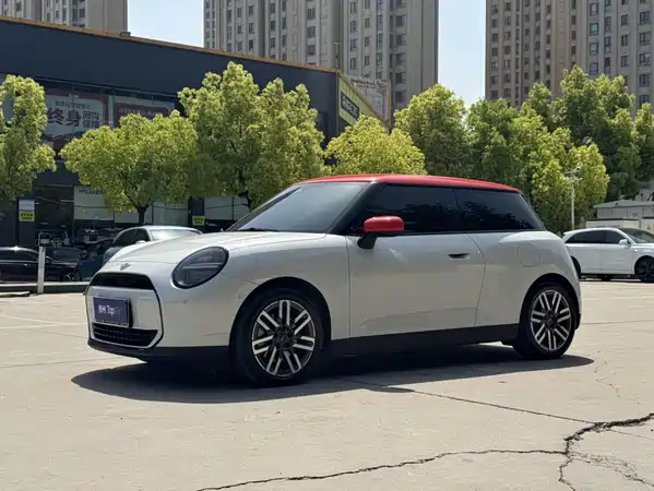 MINI Cooper 2024
