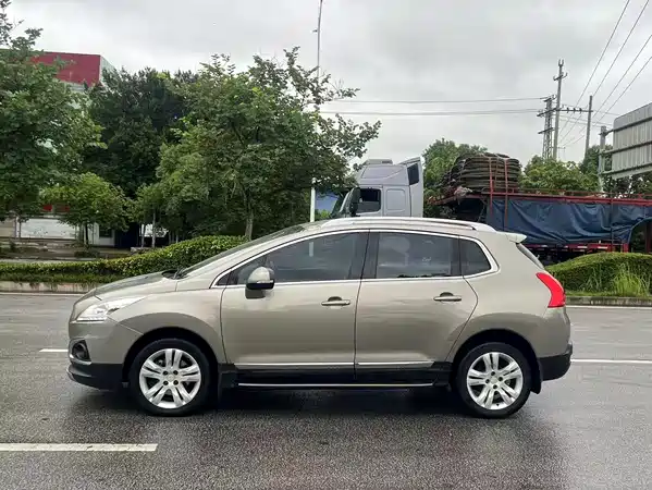 Peugeot 3008 2015