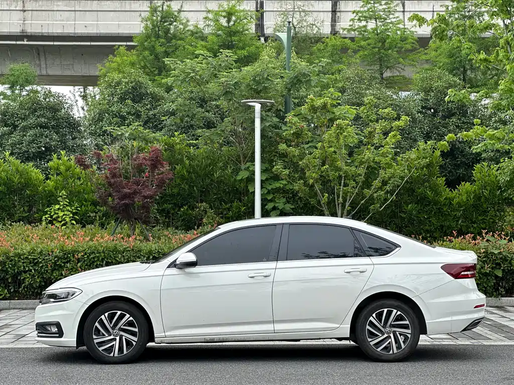Volkswagen Lavida 2022