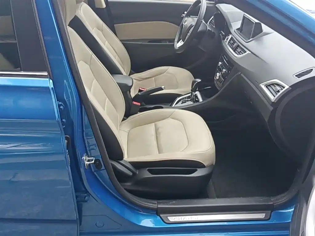 Changan V7 2015 — фото 24