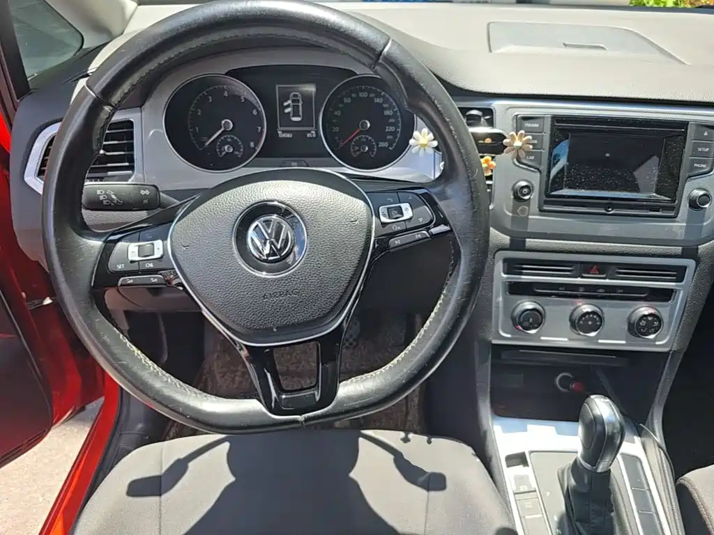 Volkswagen Golf Jialu 2016 — фото 11
