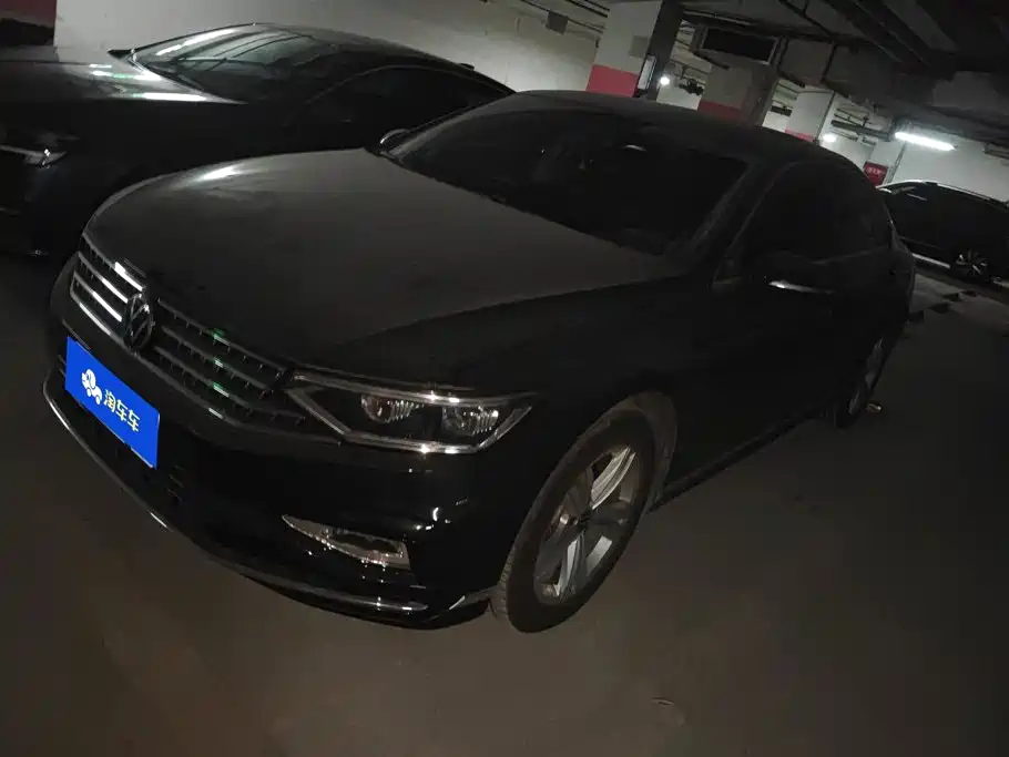 Volkswagen Magotan 2025