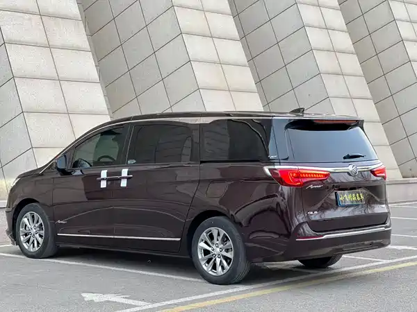 Buick GL8 2021