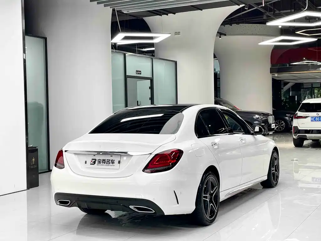 Mercedes-Benz C-Class 2022 — фото 15
