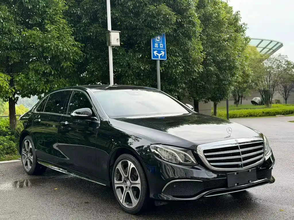 Mercedes-Benz E-Class 2017 — фото 3