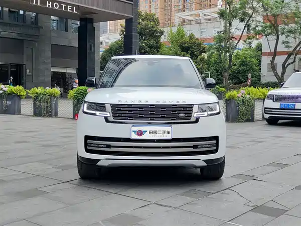 Land Rover Range Rover 2023